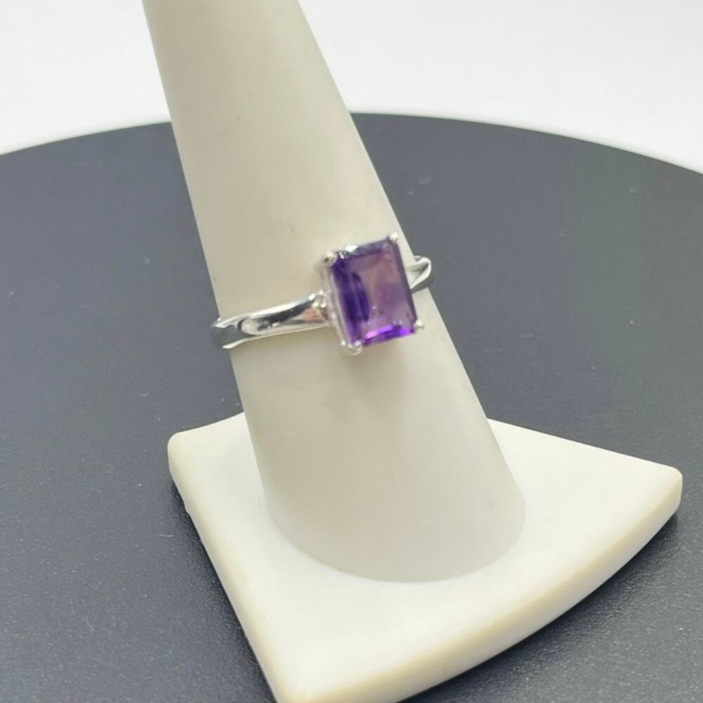 Sterling Silver‎ Natural Emerald Cut Purple Amethyst Solitaire Ring Size 8.25